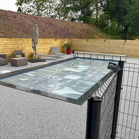Gite Avec Spa Privatif* Saint-Symphorien-les-Buttes Exterior photo