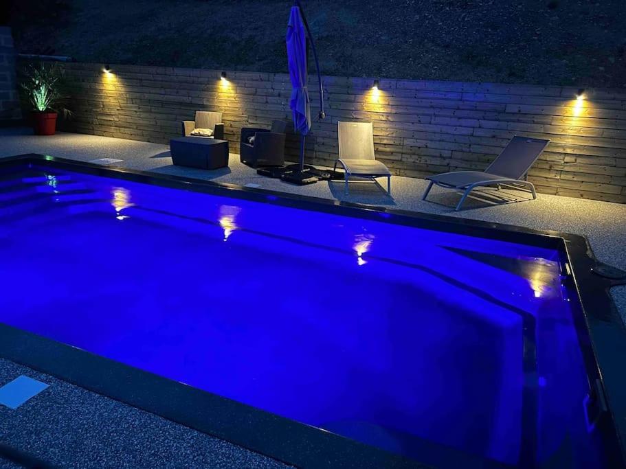 Gite Avec Spa Privatif* Saint-Symphorien-les-Buttes Exterior photo