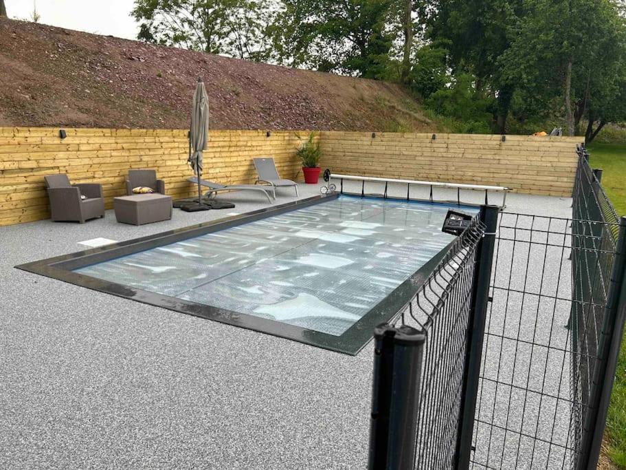 Gite Avec Spa Privatif* Saint-Symphorien-les-Buttes Exterior photo